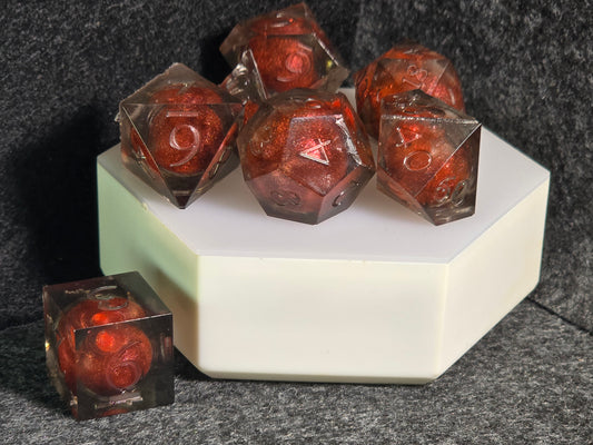 Dracula's Curse| Liquid Core | 7 Piece Dice Set