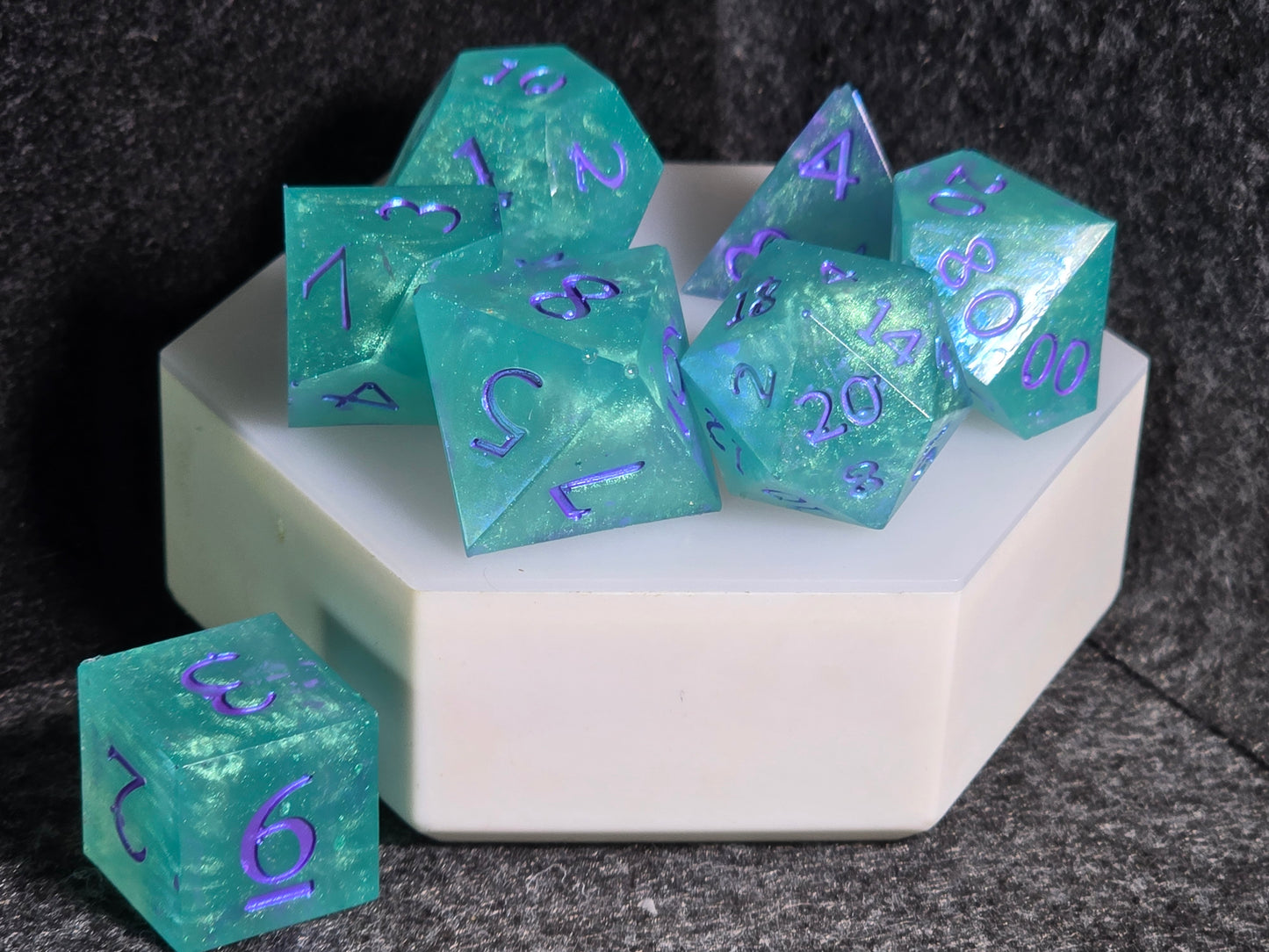 A Mermaid's Tail | 7 Piece Dice Set