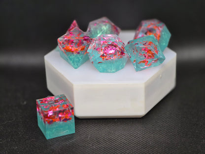 Siren's Glow | Clacksmith's Vault | 7 Piece Dice Set