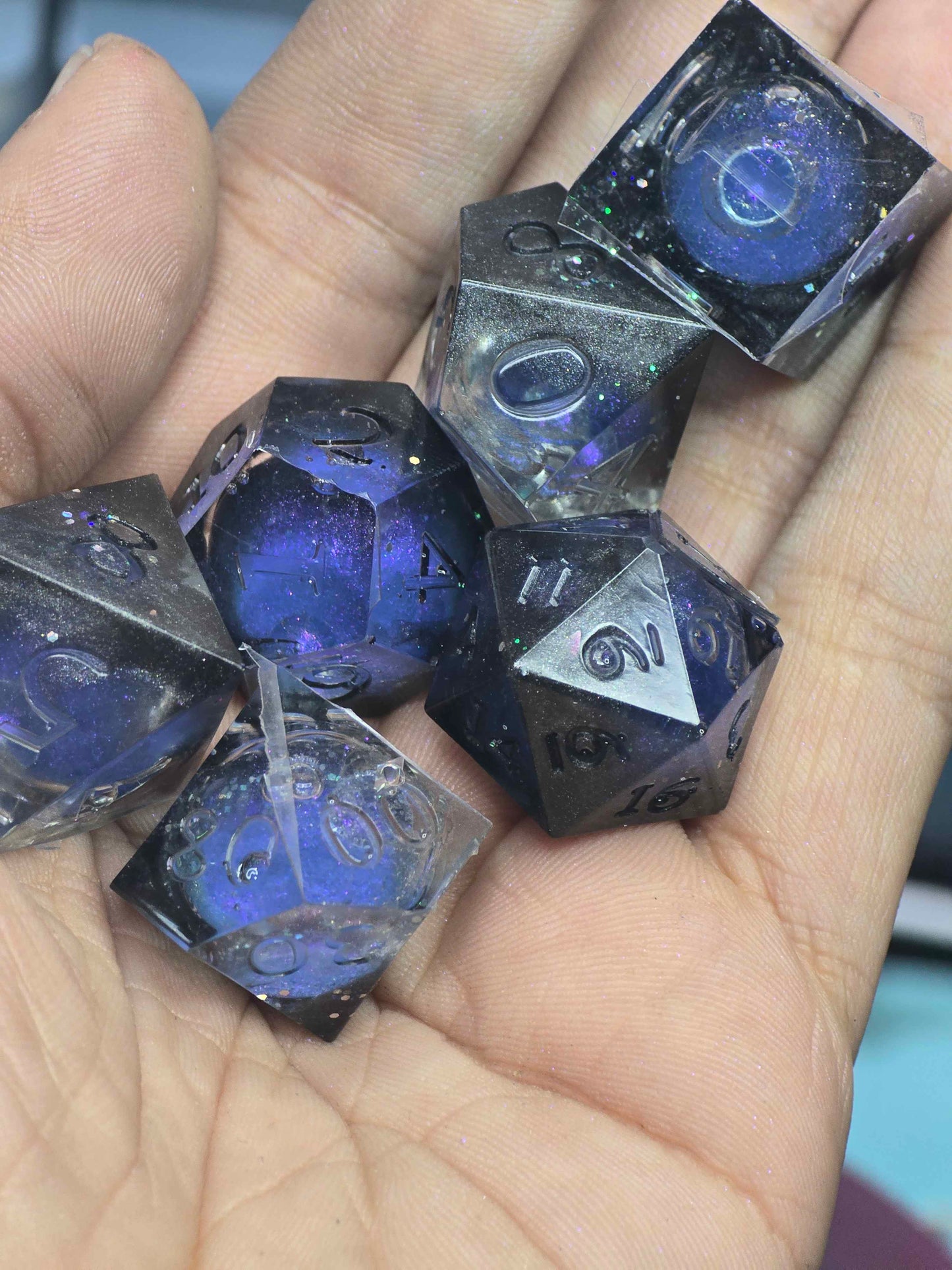 Triangulum Galaxy | Liquid Core | 7 Piece Dice Set